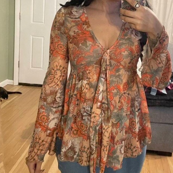 Tops - 024 Boho Floral Tropical Print Front Tie Bell Sleeve Top